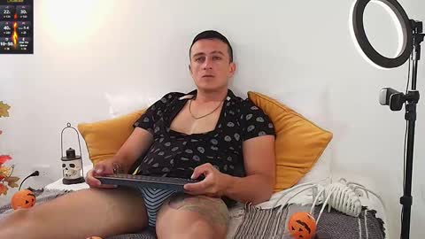 Sr Coast online show from 10.30.25