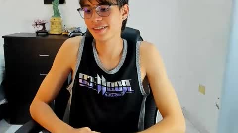 Snapshot of ryan_bronw chatting on 05.20.26 Nathan online show from 05.20.26