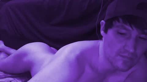 Snapshot of ryan_is_nude chatting on 01.27.25 Rhys online show from 01.27.25