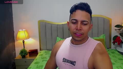 Snapshot of ryan_nesson chatting on 09.16.25 Ryan online show from 09.16.25