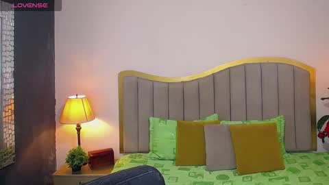 Snapshot of ryan_nesson chatting on 09.18.25 Ryan online show from 09.18.25