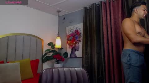 Snapshot of ryan_nesson chatting on 11.13.25 Ryan online show from 11.13.25