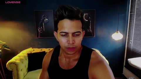 Snapshot of ryan_nesson chatting on 12.02.25 Ryan online show from 12.02.25