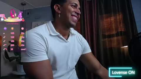 Snapshot of ryan_nesson chatting on 07.11.26 Ryan online show from 07.11.26