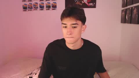 Snapshot of ryan_valentine17 chatting on 04.13.26 ryan online show from 04.13.26