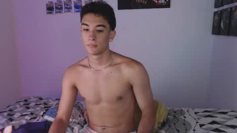 Snapshot of ryan_valentine17 chatting on 05.16.26 ryan online show from 05.16.26