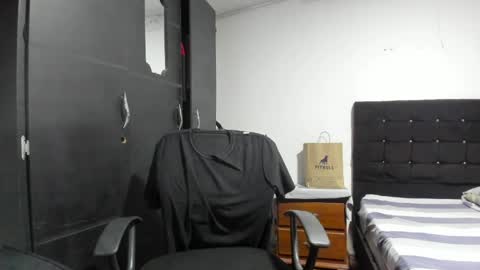 ryan_xc1 online show from 04.09.26