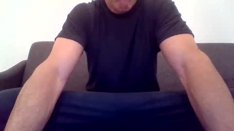 Snapshot of ryand066 chatting on 05.19.26 ryand066 online show from 05.19.26