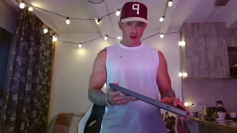 Ryan Blue ig ryannblue online show from 12.15.24