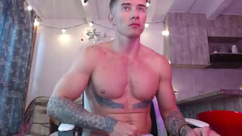 Ryan Blue ig ryannblue online show from 12.23.24