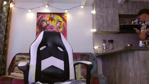 Ryan Blue ig ryannblue online show from 02.12.25