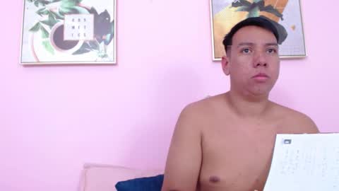 Snapshot of ryder_n_violet chatting on 02.20.25 Ryder and Violet online show from 02.20.25