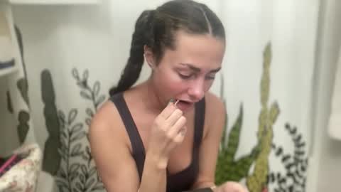 Snapshot of rylancurlygirlxoxo chatting on 02.24.26 rylancurlygirlxoxo online show from 02.24.26