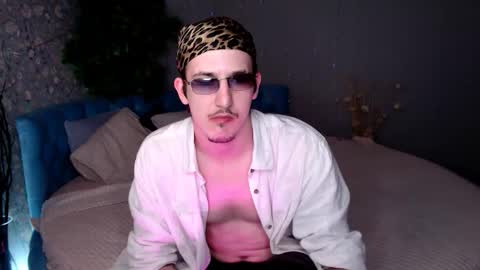 Snapshot of rylanstone chatting on 09.13.25 Rylan online show from 09.13.25