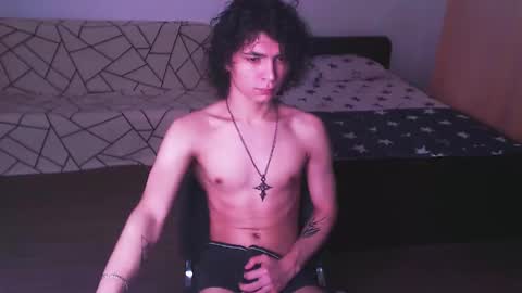 Snapshot of rylanstone chatting on 10.14.25 Rylan online show from 10.14.25