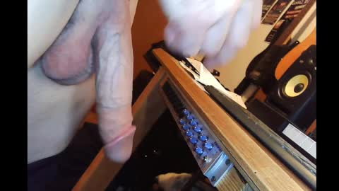 Snapshot of rynoxox chatting on 03.08.25 rynoxox online show from 03.08.25