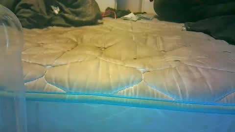 W4TER FIR3 online show from 09.20.25