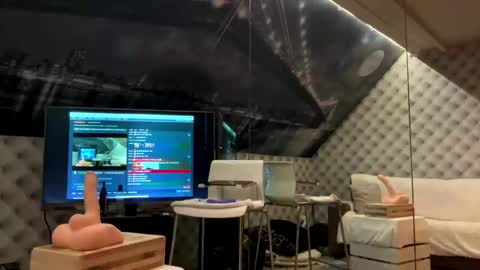 Laura online show from 12.30.24