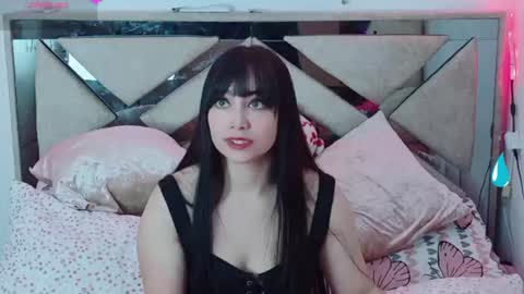 Snapshot of saabrina__ chatting on 07.06.26 Bri online show from 07.06.26