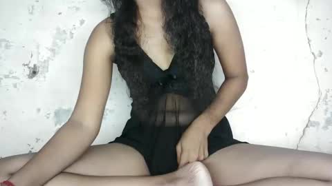 Snapshot of saanvi_indian chatting on 10.01.25 saanu online show from 10.01.25