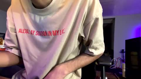 Snapshot of saasbutt chatting on 01.06.26 saasbutt online show from 01.06.26