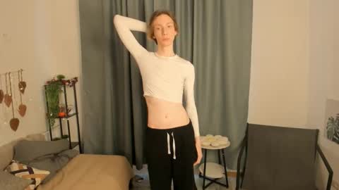 Snapshot of sableflux chatting on 03.02.26 sableflux online show from 03.02.26