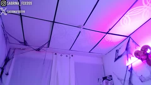 sabrina fox online show from 12.18.25