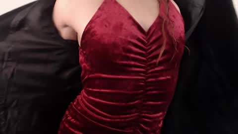 Snapshot of sabriinaa_fox chatting on 05.06.26 sabriinaa fox online show from 05.06.26