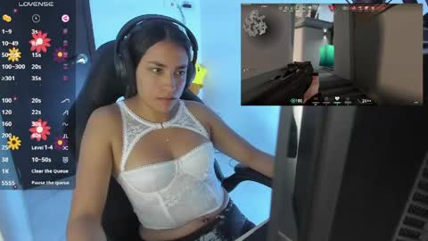 Snapshot of sabrina_chester_02 chatting on 05.19.26 Angie online show from 05.19.26