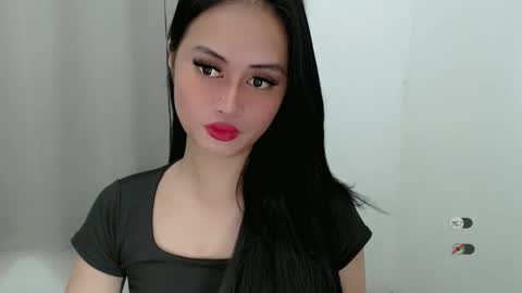 Sabrina online show from 02.25.25