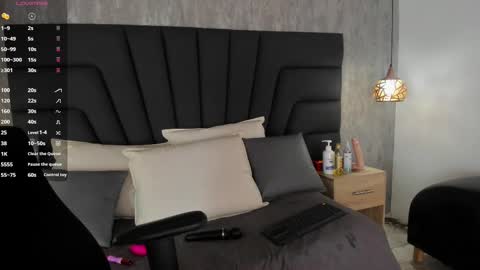 Sabrina Maria online show from 03.08.25