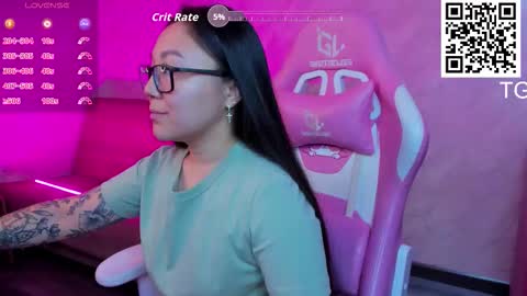 Snapshot of sabrina_sven chatting on 11.28.25 GMT7TueWedThuFriSatSun 0100am-0700am online show from 11.28.25