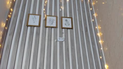 mariana  online show from 12.04.24