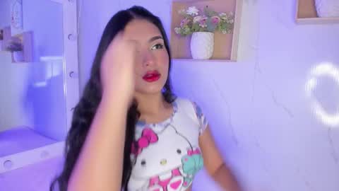 mariana  online show from 10.11.25