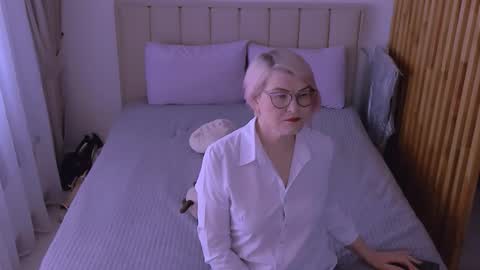 Sabrina MacMarren online show from 03.20.26