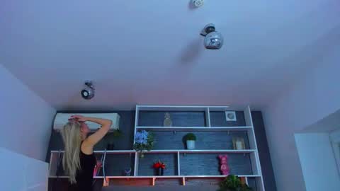 Snapshot of sabrinasharm chatting on 02.28.26 Sabrina online show from 02.28.26