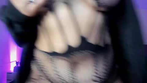 Sabrina  online show from 11.07.25