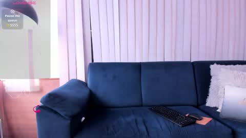 sabrinavelvet_ online show from 10.20.25