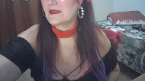SabrinaXlovess online show from 10.28.25