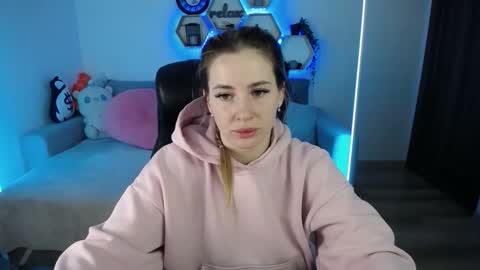 Sabrina Violet online show from 03.04.26