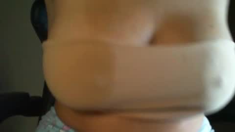 Snapshot of sabroza chatting on 06.13.26 sabroza online show from 06.13.26