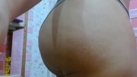 Snapshot of sabroza chatting on 06.22.26 sabroza online show from 06.22.26