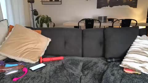 sacha__xx online show from 02.18.25