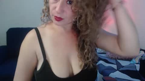 Snapshot of sacrletardiente chatting on 05.21.26 sacrletardiente online show from 05.21.26