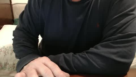 Snapshot of sactosteve chatting on 02.10.25 dadbod online show from 02.10.25