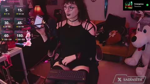 Snapshot of sadiasith chatting on 10.15.25 Sadia Sith online show from 10.15.25