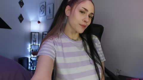 Sadie Renee  online show from 12.20.24