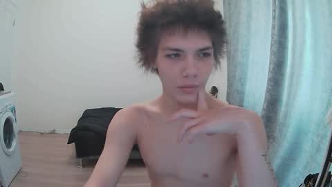 Snapshot of sadvetements chatting on 03.28.26 sadvetements online show from 03.28.26