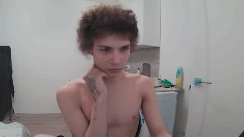 Snapshot of sadvetements chatting on 03.29.26 sadvetements online show from 03.29.26