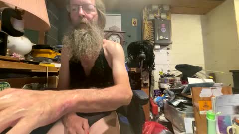 Snapshot of safety_fist chatting on 02.02.25 safety_fist online show from 02.02.25